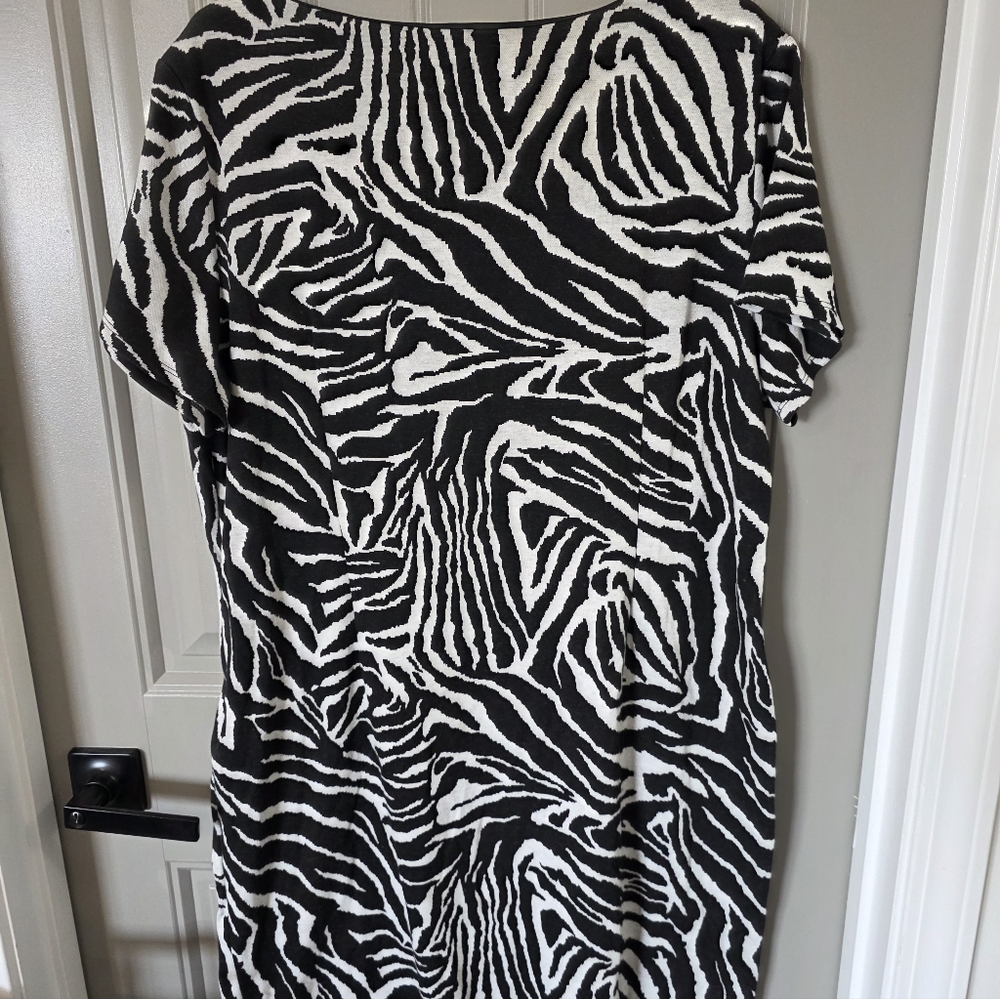 Cato Womans 20W Cream And Black Zebra Print Dress Short Sleeve - Picture 2 of 4